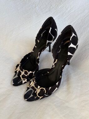 Vintage Gucci Crystal Horsebit Satin Open Peep Toe Heels Black White Spot Print